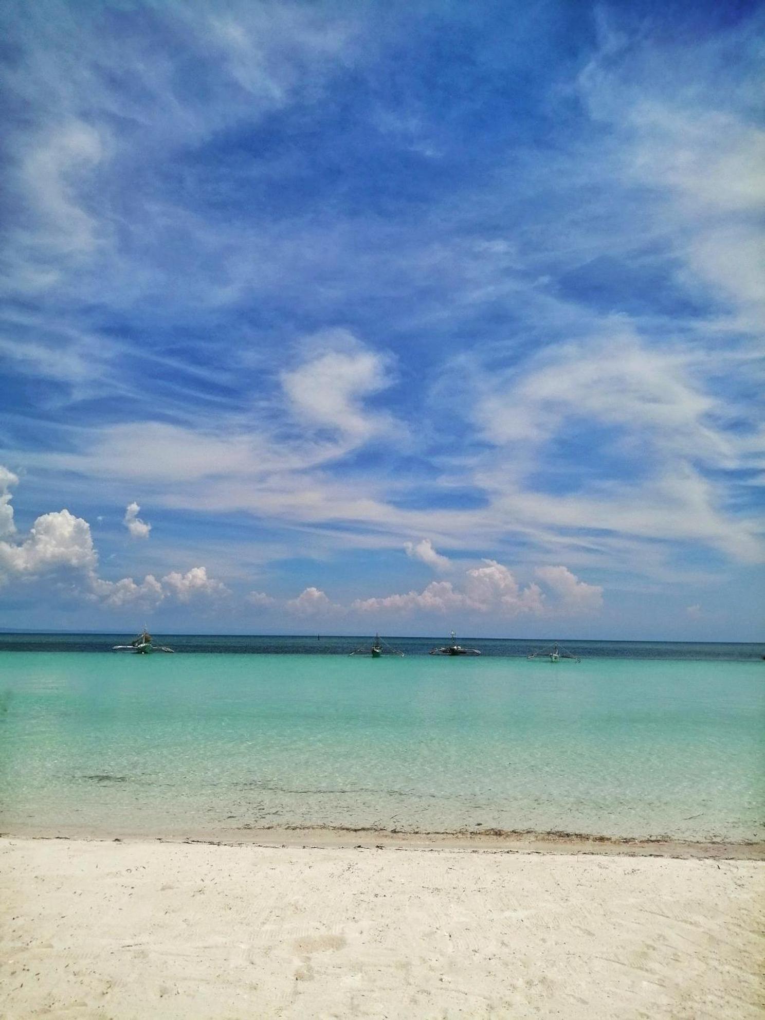 Dohibern Beach Resort Bantayan Exterior photo